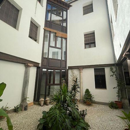 Suite Puerta De La Alhambra غرناطة المظهر الخارجي الصورة